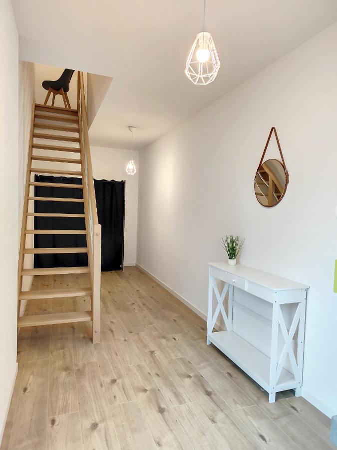 Grand Appart Duplex 6 Pers Gare Wifi Apartment Saint-Quentin  Bagian luar foto